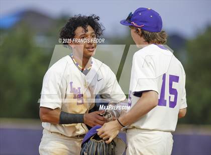 Thumbnail 3 in Sumner @ Lennard photogallery.