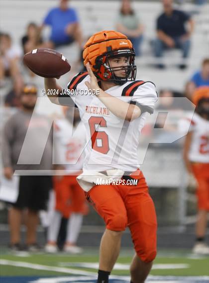 Thumbnail 3 in Battle Creek vs Richland photogallery.
