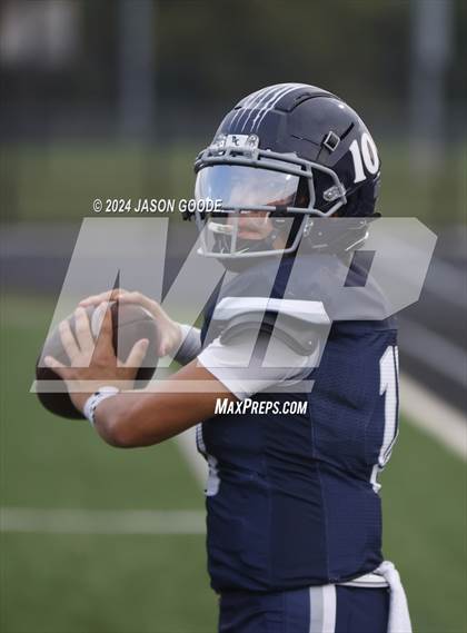 Thumbnail 1 in Battle Creek vs Richland photogallery.