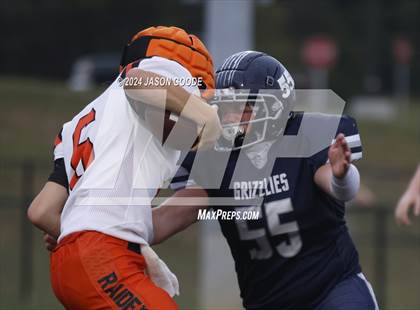 Thumbnail 3 in Battle Creek vs Richland photogallery.