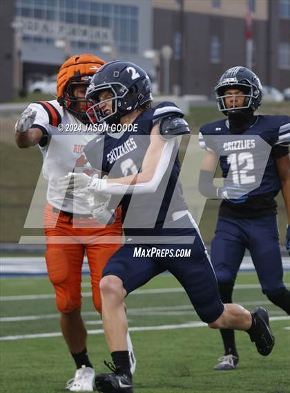 Thumbnail 2 in Battle Creek vs Richland photogallery.