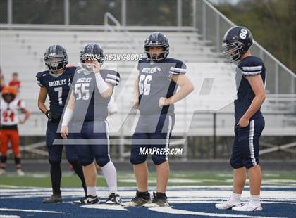 Thumbnail 3 in Battle Creek vs Richland photogallery.