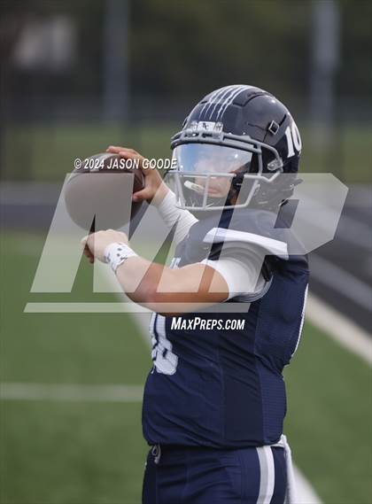 Thumbnail 2 in Battle Creek vs Richland photogallery.