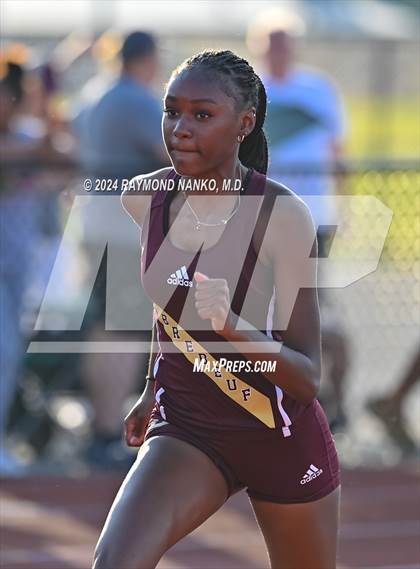 Thumbnail 1 in IHSAA Pike Regional (400 Meter)  photogallery.