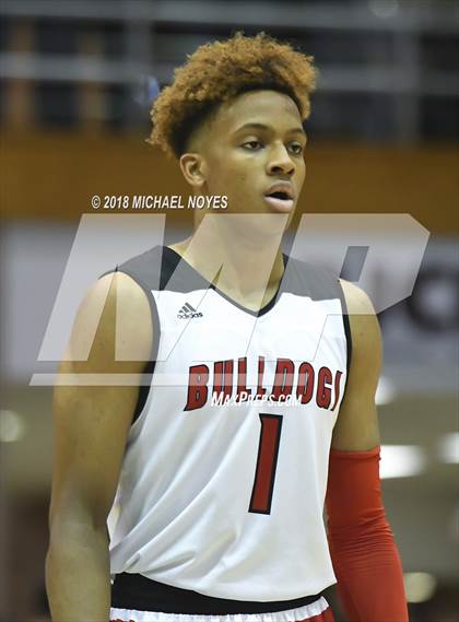 Thumbnail 1 in Warren Central vs. New Albany (IHSAA 4A Semifinal) photogallery.
