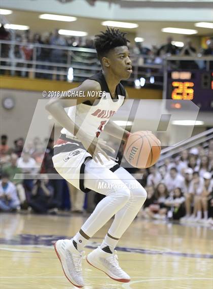 Thumbnail 2 in Warren Central vs. New Albany (IHSAA 4A Semifinal) photogallery.