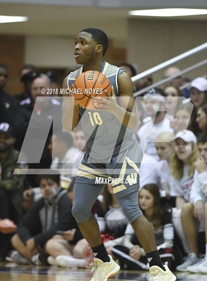Thumbnail 2 in Warren Central vs. New Albany (IHSAA 4A Semifinal) photogallery.