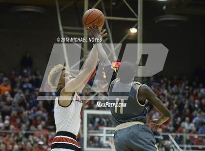 Thumbnail 2 in Warren Central vs. New Albany (IHSAA 4A Semifinal) photogallery.