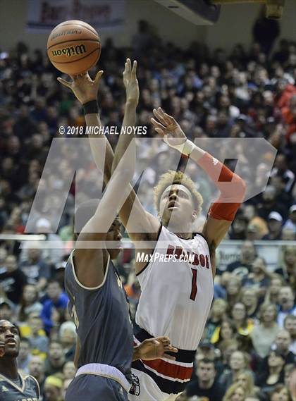 Thumbnail 3 in Warren Central vs. New Albany (IHSAA 4A Semifinal) photogallery.