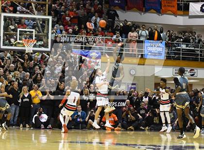 Thumbnail 1 in Warren Central vs. New Albany (IHSAA 4A Semifinal) photogallery.
