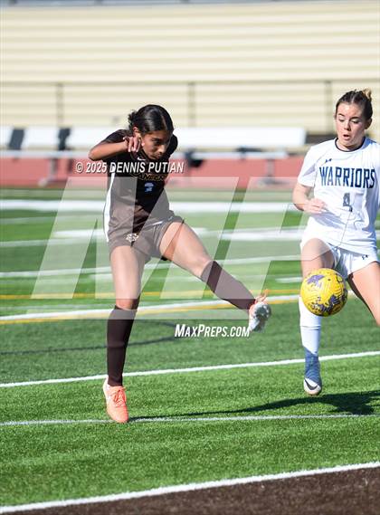 Thumbnail 2 in Valley Christian @ Saint Francis photogallery.