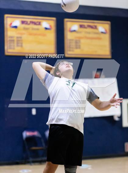 Thumbnail 3 in Great Oak vs Murrieta Mesa photogallery.