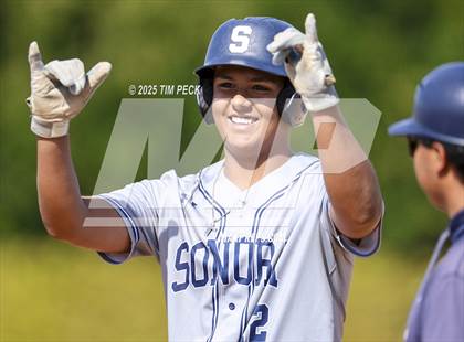 Thumbnail 3 in Sonora @ Esperanza photogallery.