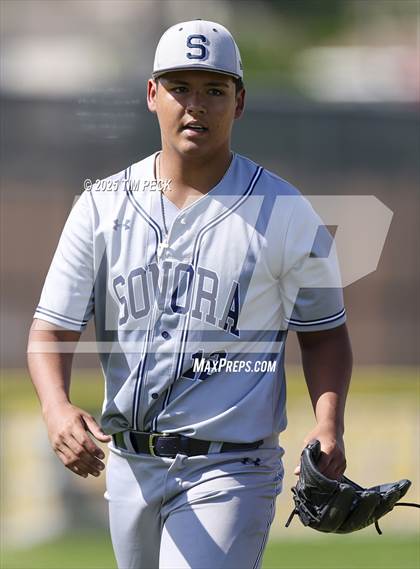 Thumbnail 3 in Sonora @ Esperanza photogallery.