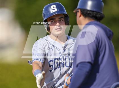 Thumbnail 3 in Sonora @ Esperanza photogallery.