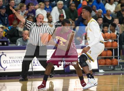 Thumbnail 3 in Althoff Catholic vs. Hazelwood East (Prairie Farms Holiday Basketball Classic) photogallery.