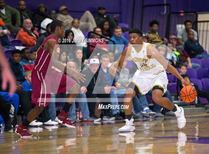 Thumbnail 2 in Althoff Catholic vs. Hazelwood East (Prairie Farms Holiday Basketball Classic) photogallery.