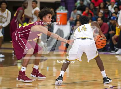 Thumbnail 3 in Althoff Catholic vs. Hazelwood East (Prairie Farms Holiday Basketball Classic) photogallery.