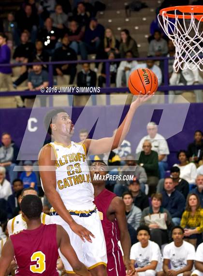 Thumbnail 3 in Althoff Catholic vs. Hazelwood East (Prairie Farms Holiday Basketball Classic) photogallery.