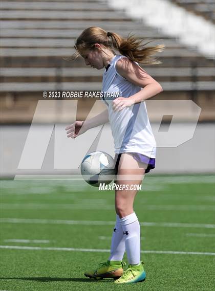 Thumbnail 2 in Celina vs. Anna (UIL 4A Region II Final) photogallery.