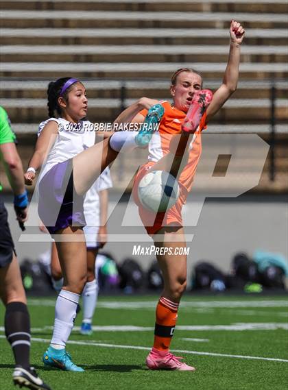 Thumbnail 2 in Celina vs. Anna (UIL 4A Region II Final) photogallery.