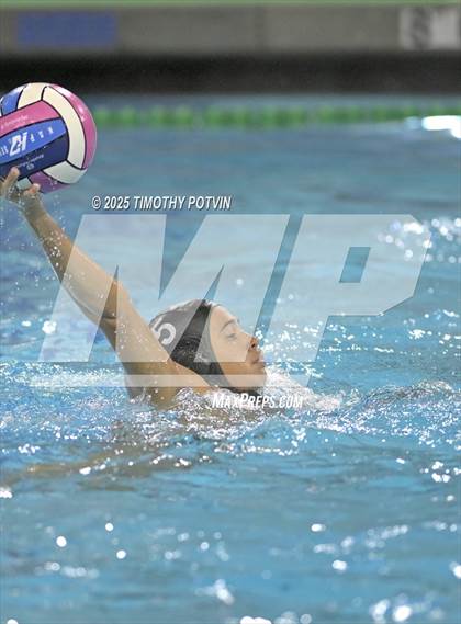 Thumbnail 3 in Bonita vs Temecula Valley photogallery.