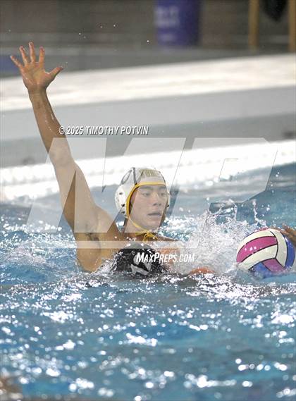 Thumbnail 2 in Bonita vs Temecula Valley photogallery.