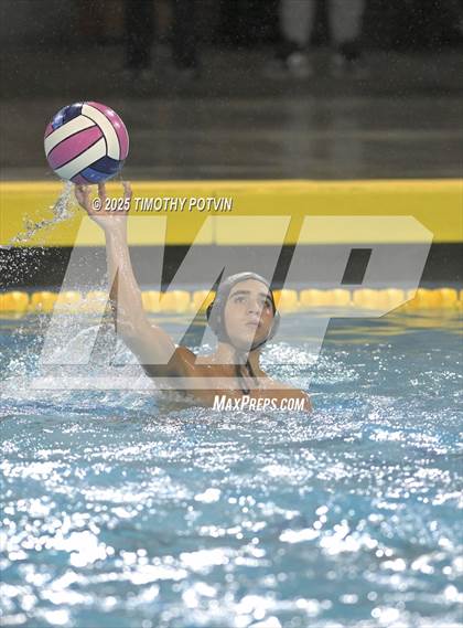 Thumbnail 3 in Bonita vs Temecula Valley photogallery.