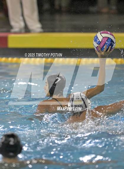 Thumbnail 2 in Bonita vs Temecula Valley photogallery.
