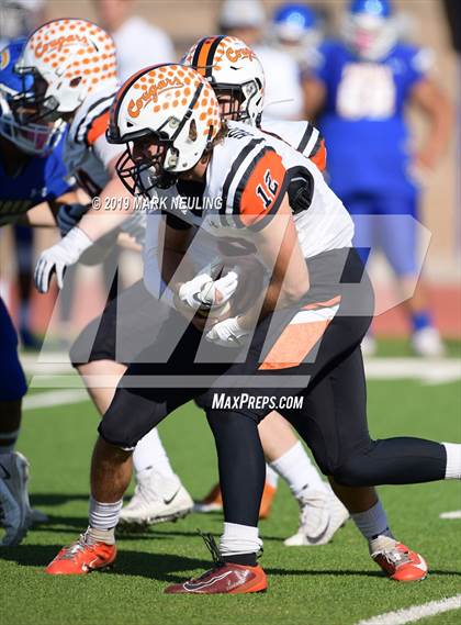 Thumbnail 1 in Half Moon Bay @ Serra (CIF CCS D1 Quarterfinal) photogallery.