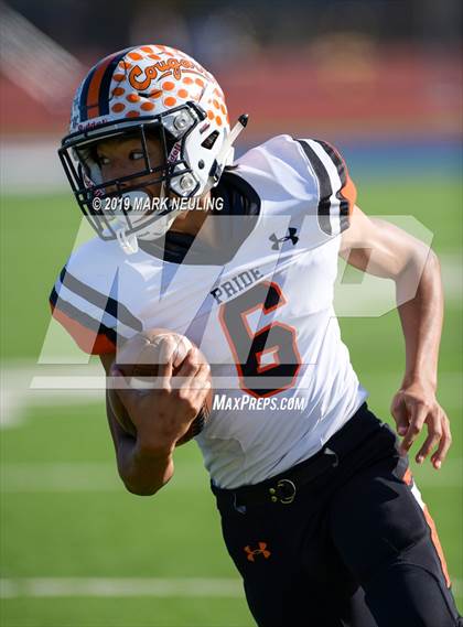 Thumbnail 2 in Half Moon Bay @ Serra (CIF CCS D1 Quarterfinal) photogallery.