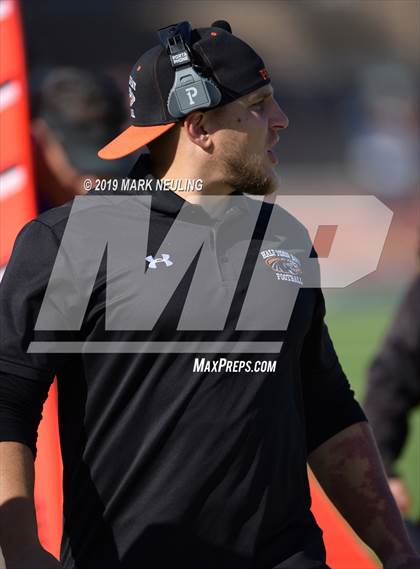 Thumbnail 2 in Half Moon Bay @ Serra (CIF CCS D1 Quarterfinal) photogallery.
