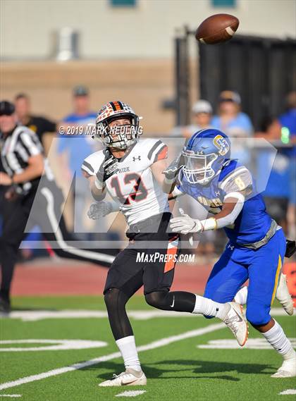Thumbnail 2 in Half Moon Bay @ Serra (CIF CCS D1 Quarterfinal) photogallery.
