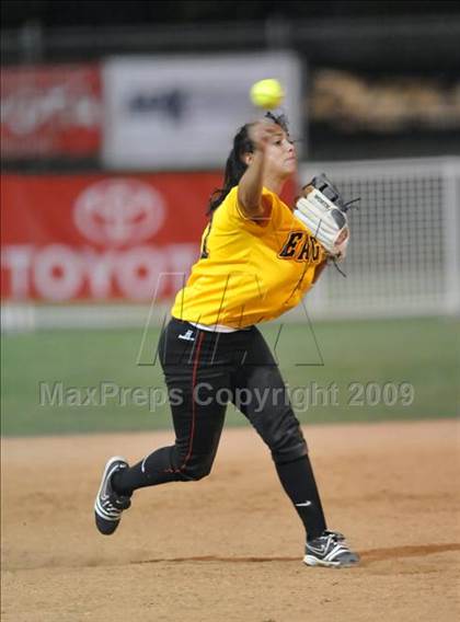 Thumbnail 2 in Etiwanda vs. Vista Murrieta (CIF SS D2 Final) photogallery.