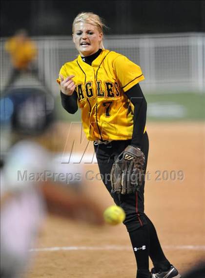 Thumbnail 3 in Etiwanda vs. Vista Murrieta (CIF SS D2 Final) photogallery.