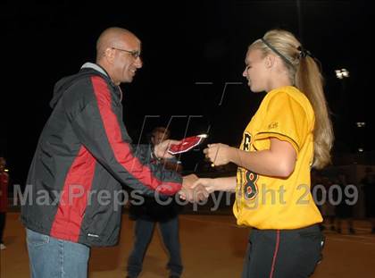 Thumbnail 2 in Etiwanda vs. Vista Murrieta (CIF SS D2 Final) photogallery.