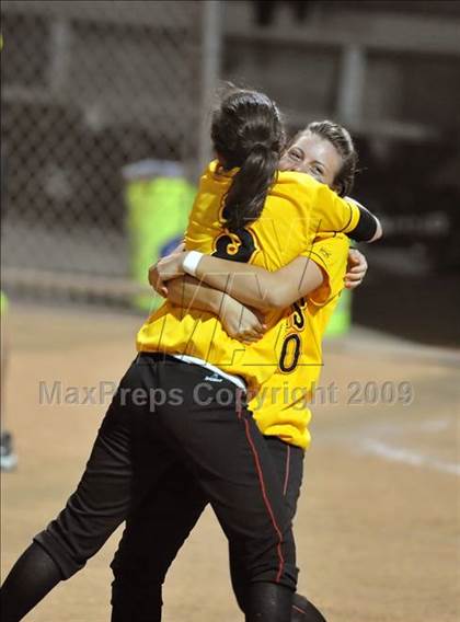Thumbnail 1 in Etiwanda vs. Vista Murrieta (CIF SS D2 Final) photogallery.