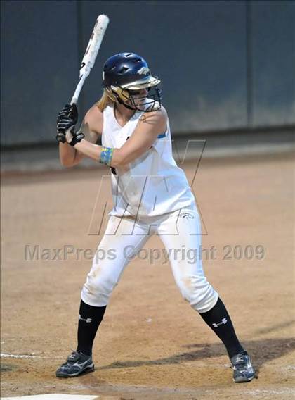 Thumbnail 2 in Etiwanda vs. Vista Murrieta (CIF SS D2 Final) photogallery.