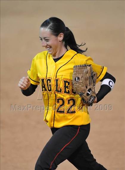 Thumbnail 3 in Etiwanda vs. Vista Murrieta (CIF SS D2 Final) photogallery.