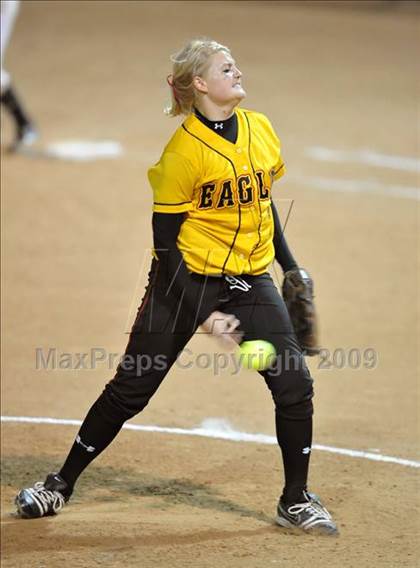 Thumbnail 3 in Etiwanda vs. Vista Murrieta (CIF SS D2 Final) photogallery.