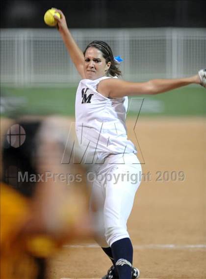 Thumbnail 2 in Etiwanda vs. Vista Murrieta (CIF SS D2 Final) photogallery.