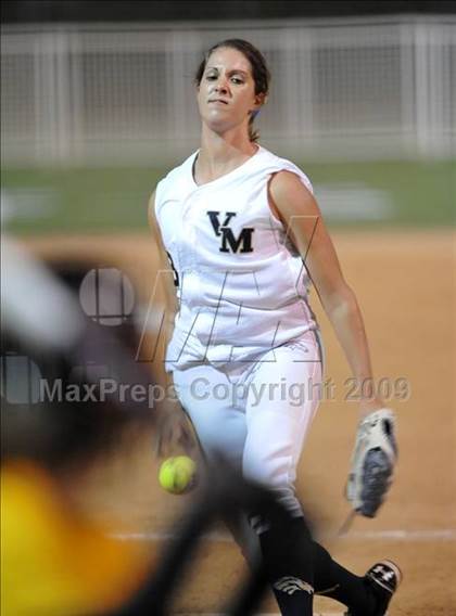 Thumbnail 3 in Etiwanda vs. Vista Murrieta (CIF SS D2 Final) photogallery.