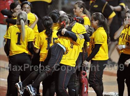 Thumbnail 1 in Etiwanda vs. Vista Murrieta (CIF SS D2 Final) photogallery.