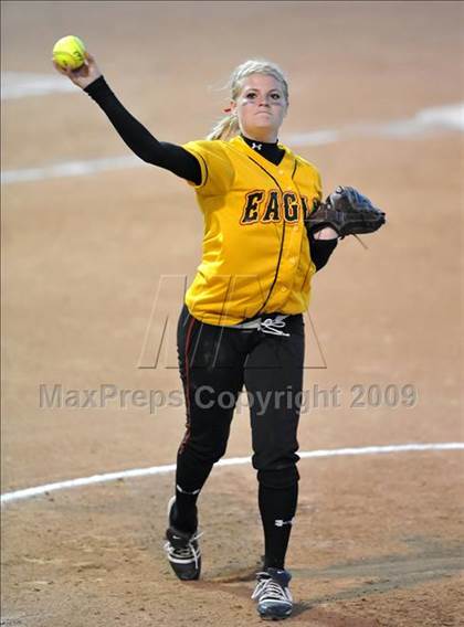 Thumbnail 3 in Etiwanda vs. Vista Murrieta (CIF SS D2 Final) photogallery.