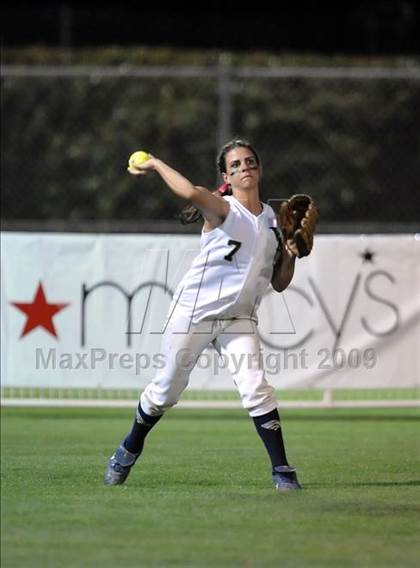 Thumbnail 3 in Etiwanda vs. Vista Murrieta (CIF SS D2 Final) photogallery.