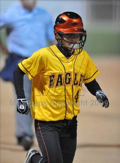 Thumbnail 1 in Etiwanda vs. Vista Murrieta (CIF SS D2 Final) photogallery.