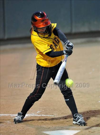 Thumbnail 1 in Etiwanda vs. Vista Murrieta (CIF SS D2 Final) photogallery.
