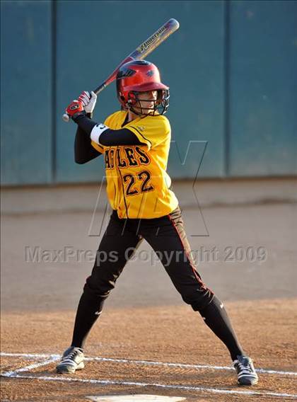 Thumbnail 1 in Etiwanda vs. Vista Murrieta (CIF SS D2 Final) photogallery.