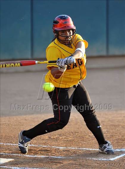 Thumbnail 3 in Etiwanda vs. Vista Murrieta (CIF SS D2 Final) photogallery.