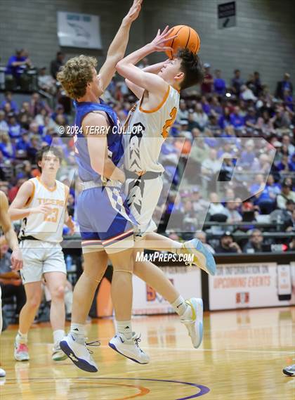 Thumbnail 2 in Richfield vs. Ogden (UHSAA 3A 3rd / 4th Place) photogallery.